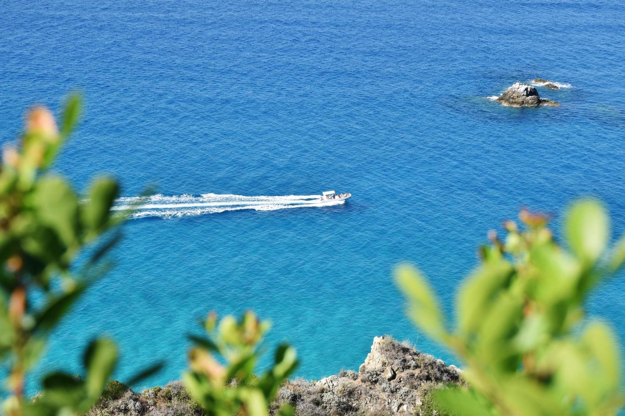 Calabria Beach Villa'S Капо Ватикано Екстериор снимка